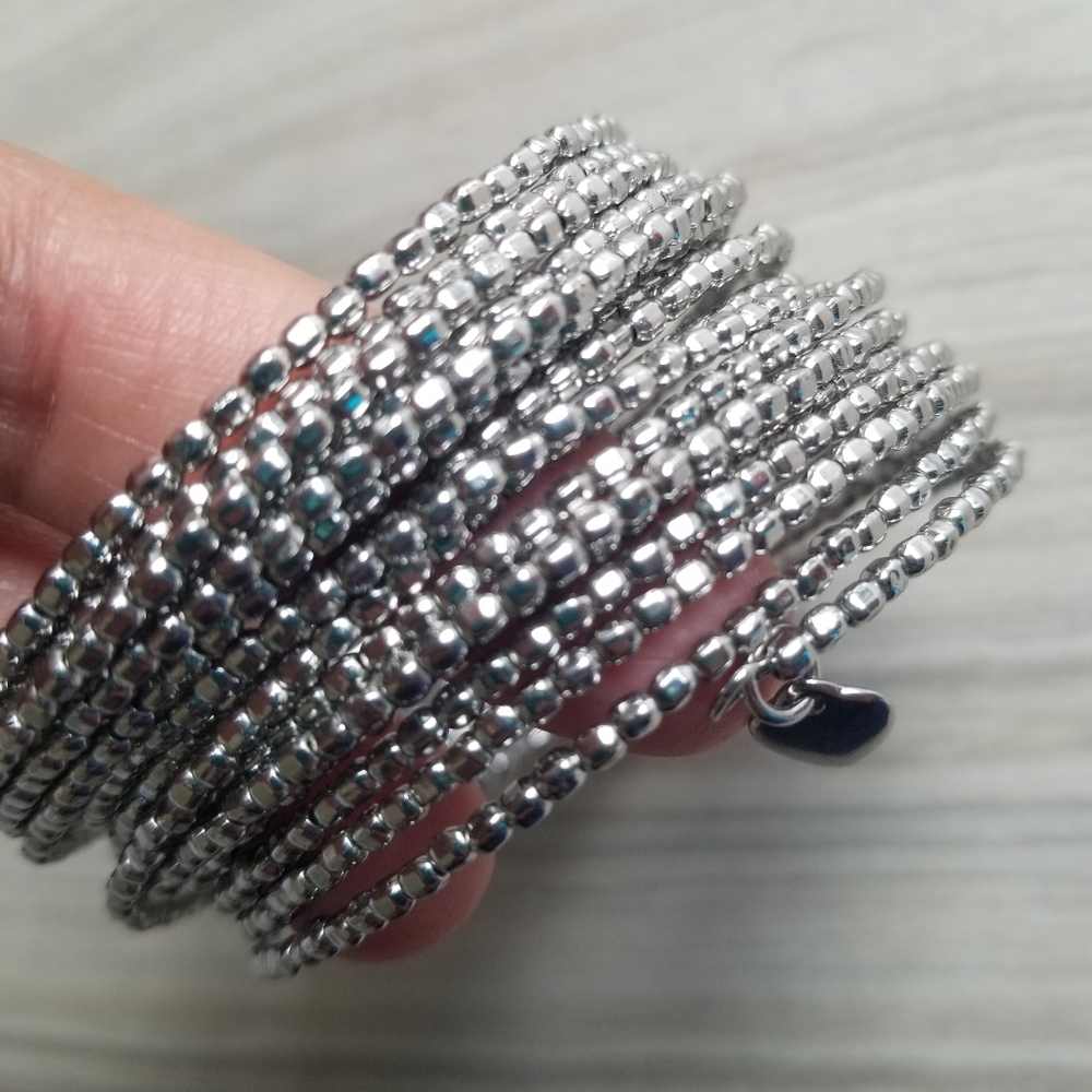 STELLA AND DOT Bardot Bracelet Seed Beads Square Nuggets Slinky Style Bangle - Picture 7 of 9